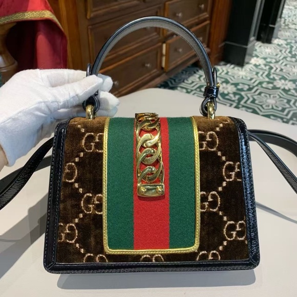 N16 Slightly Used Gucci Sylvie Brown velvet small shoulder straps Bag - Picture 3 of 15